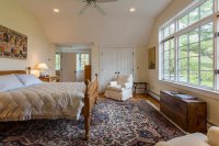 2352 Curtis Hollow