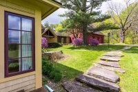 2352 Curtis Hollow
