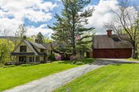 2352 Curtis Hollow