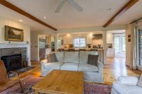 2352 Curtis Hollow