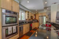 335 Lakewood