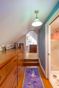 2150 Hale Hollow