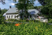2150 Hale Hollow