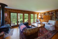 2150 Hale Hollow