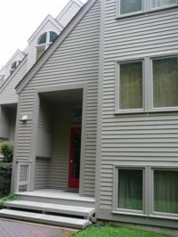 794 E Mountain