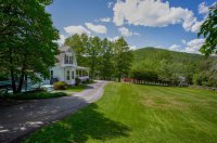 12 College Hill
