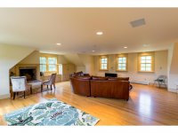 1532 Happy Valley