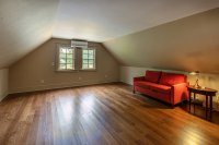 1532 Happy Valley