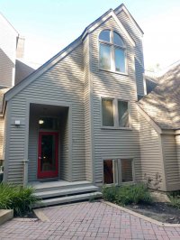 794 East Mountain