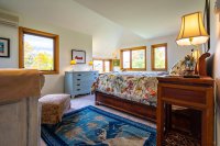 109 Mountainside