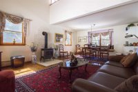 3903 Densmore Hill