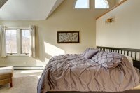 794 East Mountain