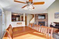 794 East Mountain