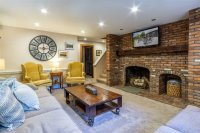 528 Barrows Towne