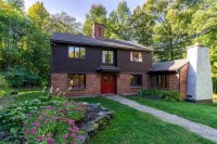 528 Barrows Towne