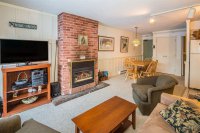 697 East Mountain