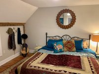 1097 West Woodstock