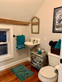 1097 West Woodstock