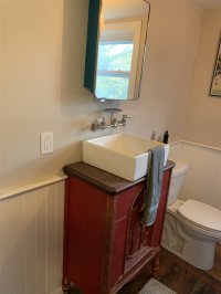 1097 West Woodstock