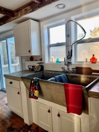 1097 West Woodstock