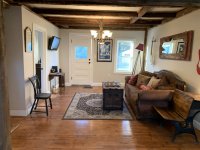 1097 West Woodstock