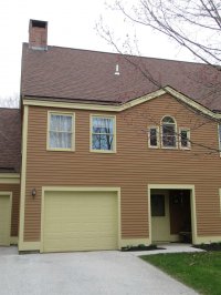 300 Grove Country Grove Condominiums
