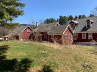 3854 N Hollow