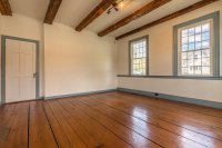 2776 East Woodstock