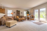 2776 East Woodstock