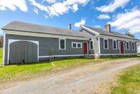 2776 East Woodstock