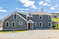 2776 East Woodstock