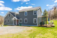 2776 East Woodstock