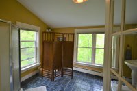 2525 Barnard