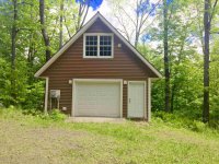 1122 Peterkin Hill