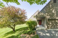 615 Church Hill