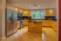 691 Barrows Towne
