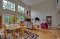 691 Barrows Towne