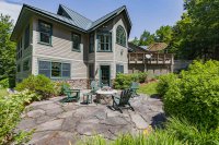 350 Oak Lodge