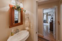 350 Oak Lodge