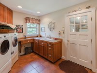 350 Oak Lodge
