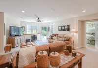 350 Oak Lodge