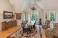 350 Oak Lodge