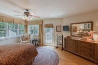350 Oak Lodge