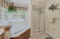 350 Oak Lodge