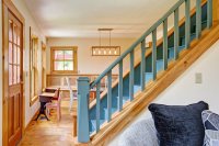 370 Lombard Hill