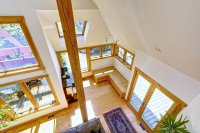 370 Lombard Hill