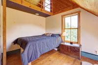 370 Lombard Hill