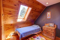 370 Lombard Hill