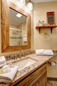 528 East Mountain Trail Creek