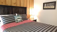 907 East Mountain